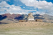 Ladakh - Chortens and mani walls with piles of graved stones are a very common sight 
